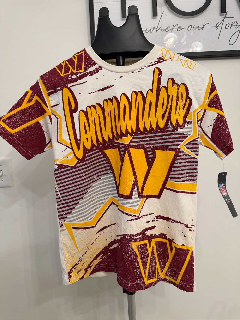 NWT Youth Washington Commanders all-over print graphic Size M 10